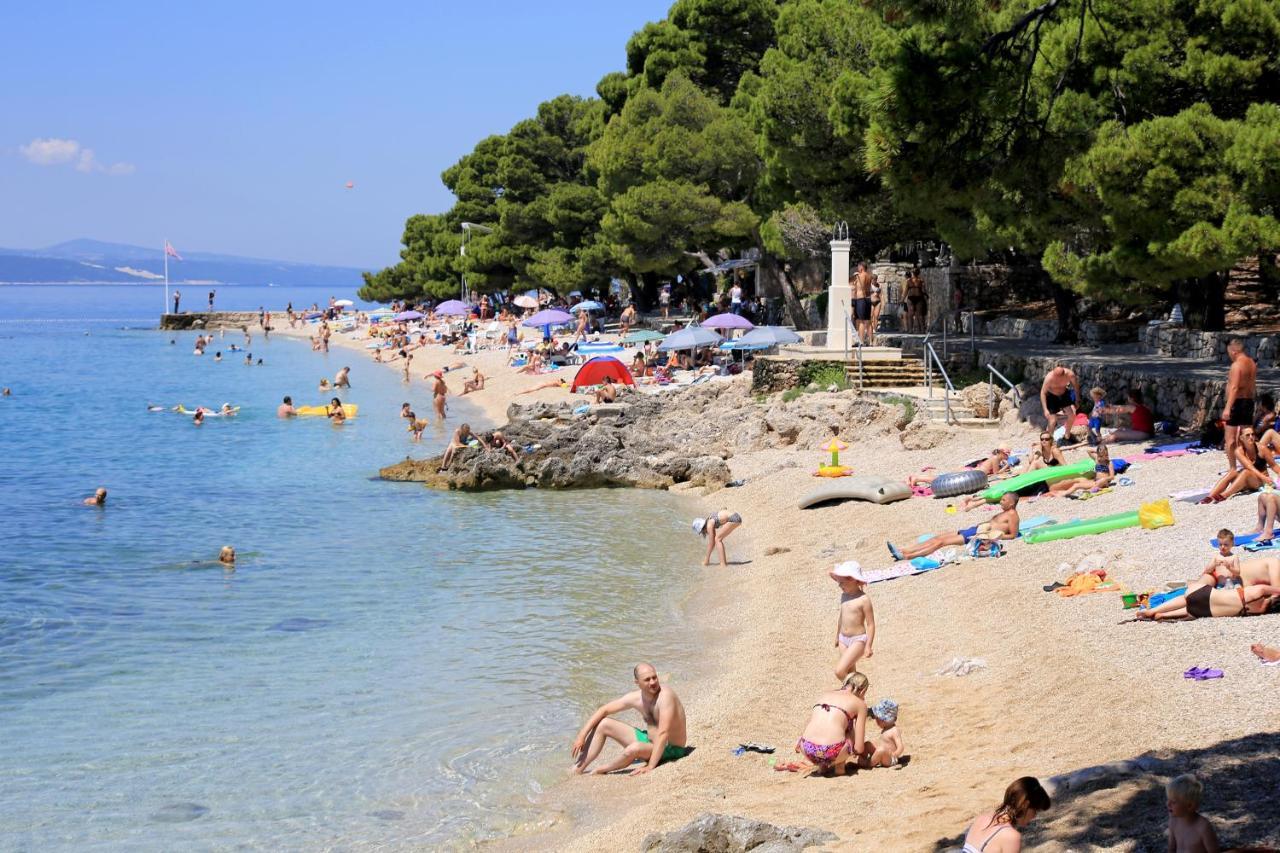 Apartments And Rooms With Parking Space Brela, Makarska - 6895 Εξωτερικό φωτογραφία