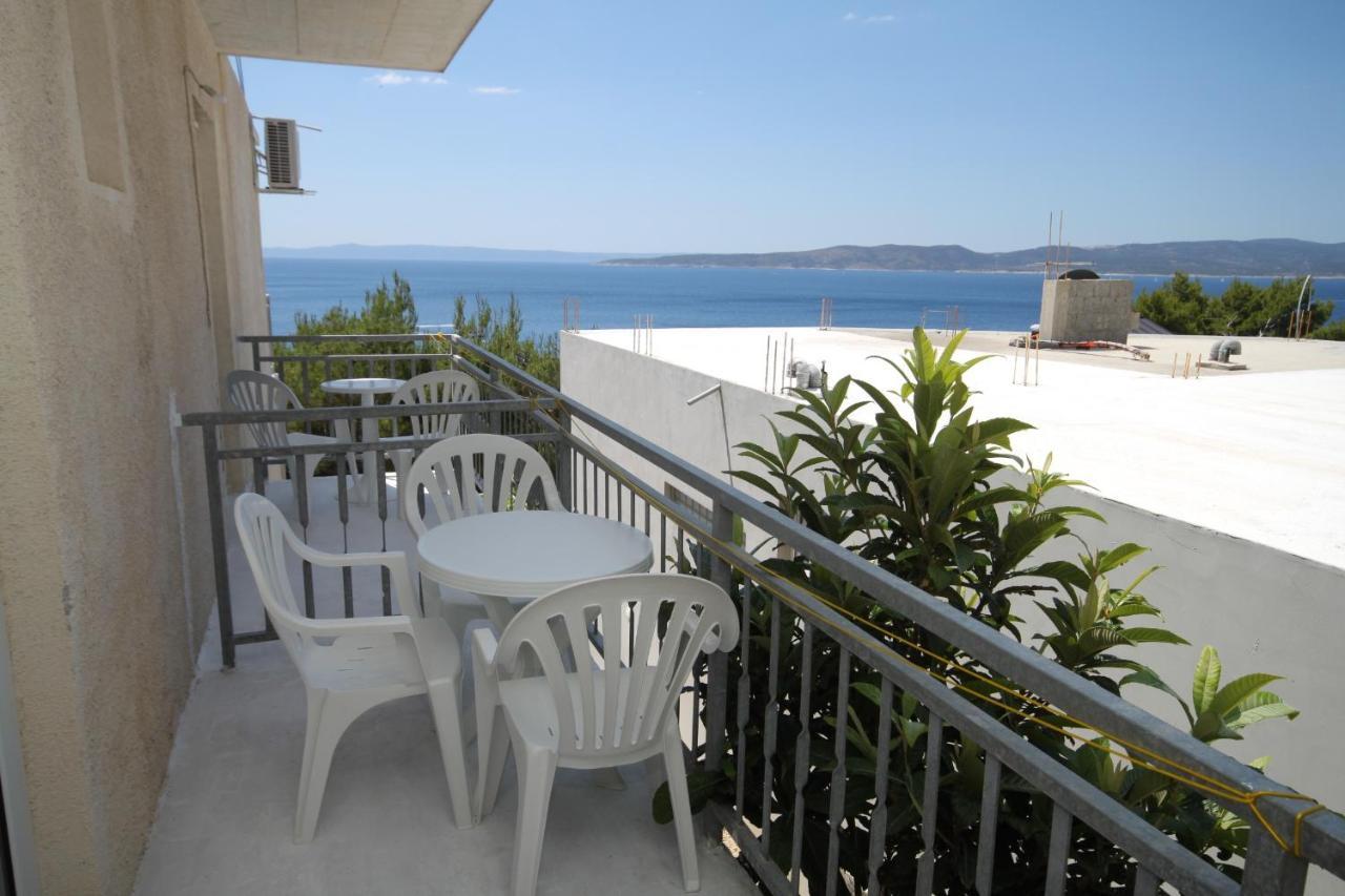 Apartments And Rooms With Parking Space Brela, Makarska - 6895 Εξωτερικό φωτογραφία